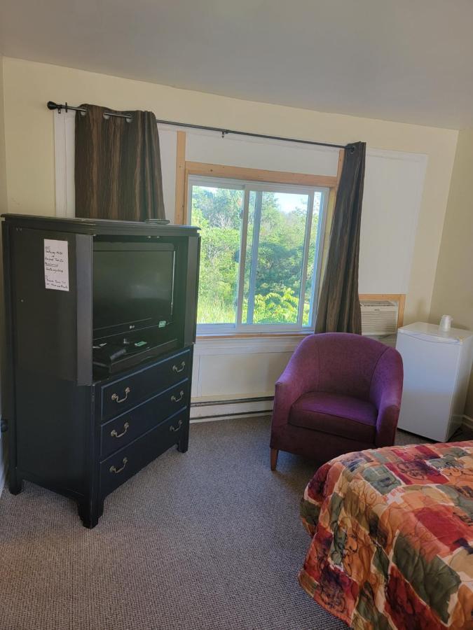 Gateway Motel Gananoque Eksteriør bilde